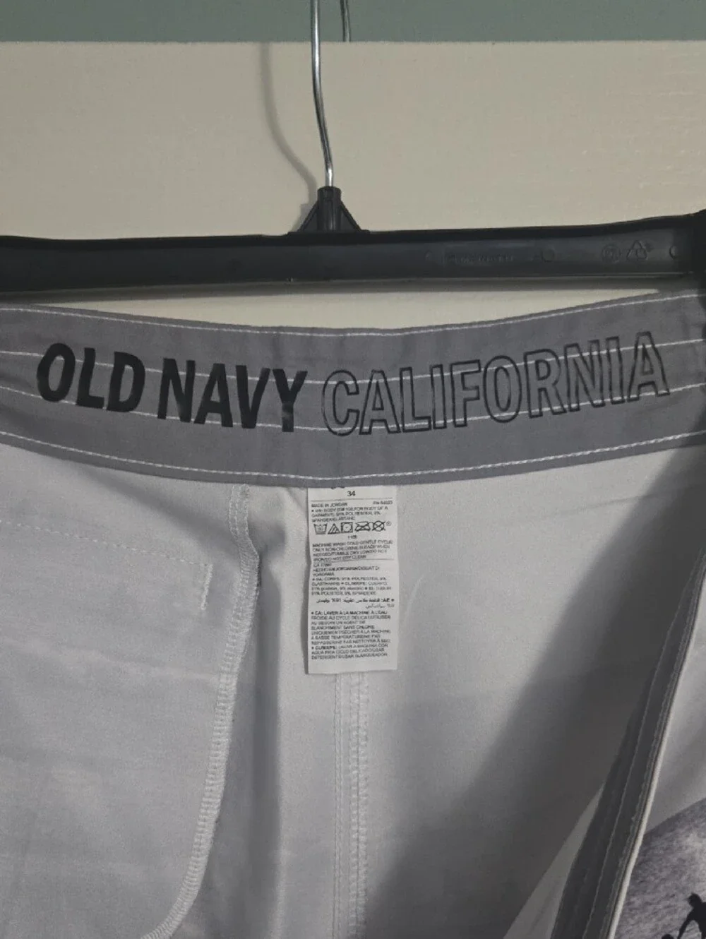 Old Navy Black & Gray Surf-Print Board Shorts